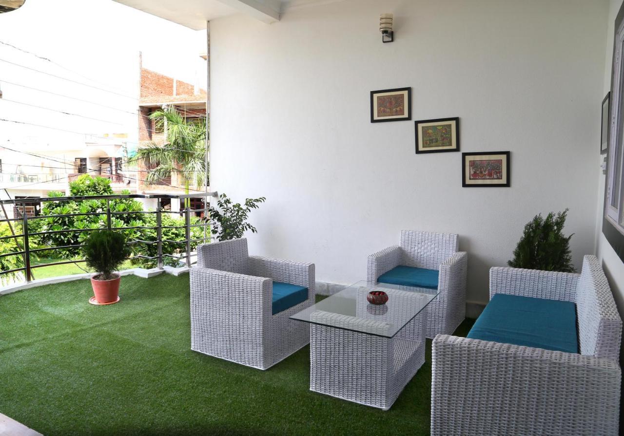 Tuk Tuk Homestay Агра Экстерьер фото