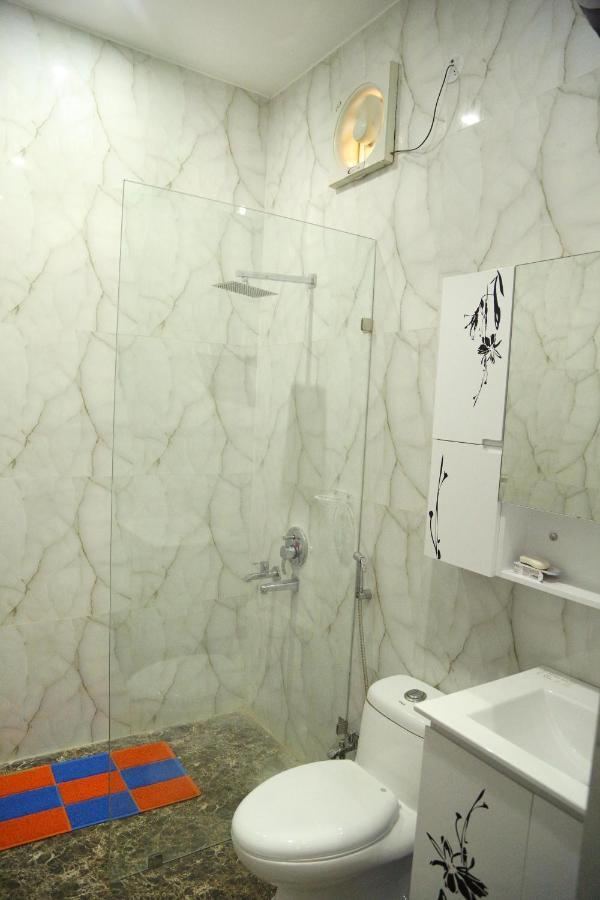 Tuk Tuk Homestay Агра Экстерьер фото